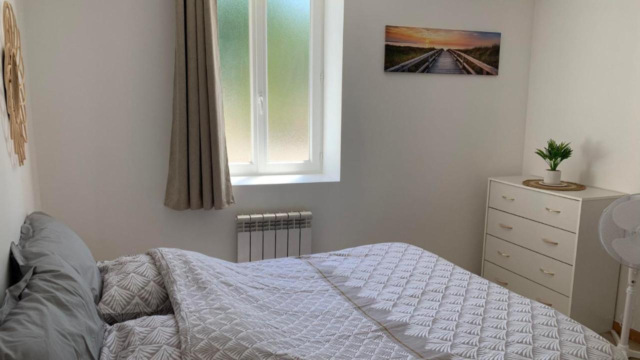 T2 Cosy Matelas 5* / Ecran Plat Qled Macon Luaran gambar